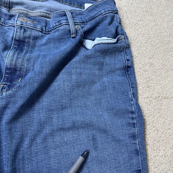 Levis Jeans Womens Plus Size 24W (42x 28) Classic Straight Blue Denim Stretch - Picture 11 of 11